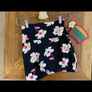 Fighting Eel Ava Sky Black Pink Hibiscus Skirt Zulu XS